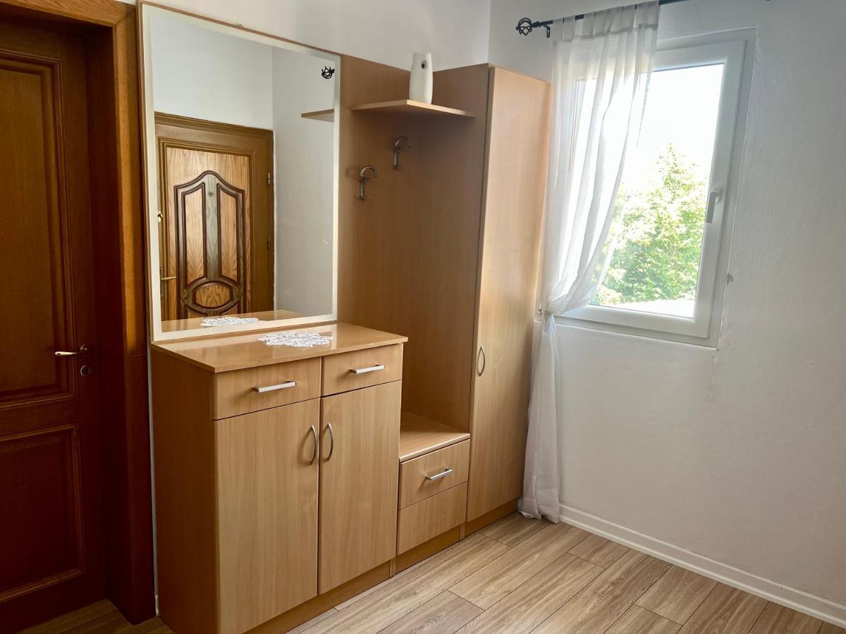 Comfort Home-Apartment ティラナ エクステリア 写真